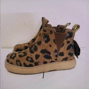 Leopard Print Moccasins